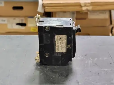 USED SQUARE D QOB270