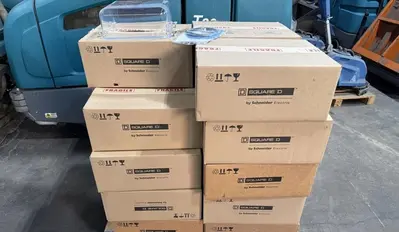 SCHNEIDER ELECTRIC SQUARE D S33859 (26 AVAILABLE) TRANSPARENT COVERS NEW IN BOX
