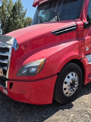 Used 2019 FREIGHTLINER CASCADIA Miscellaneous Trucks/Trailers California US | Revelation Machinery #1277595