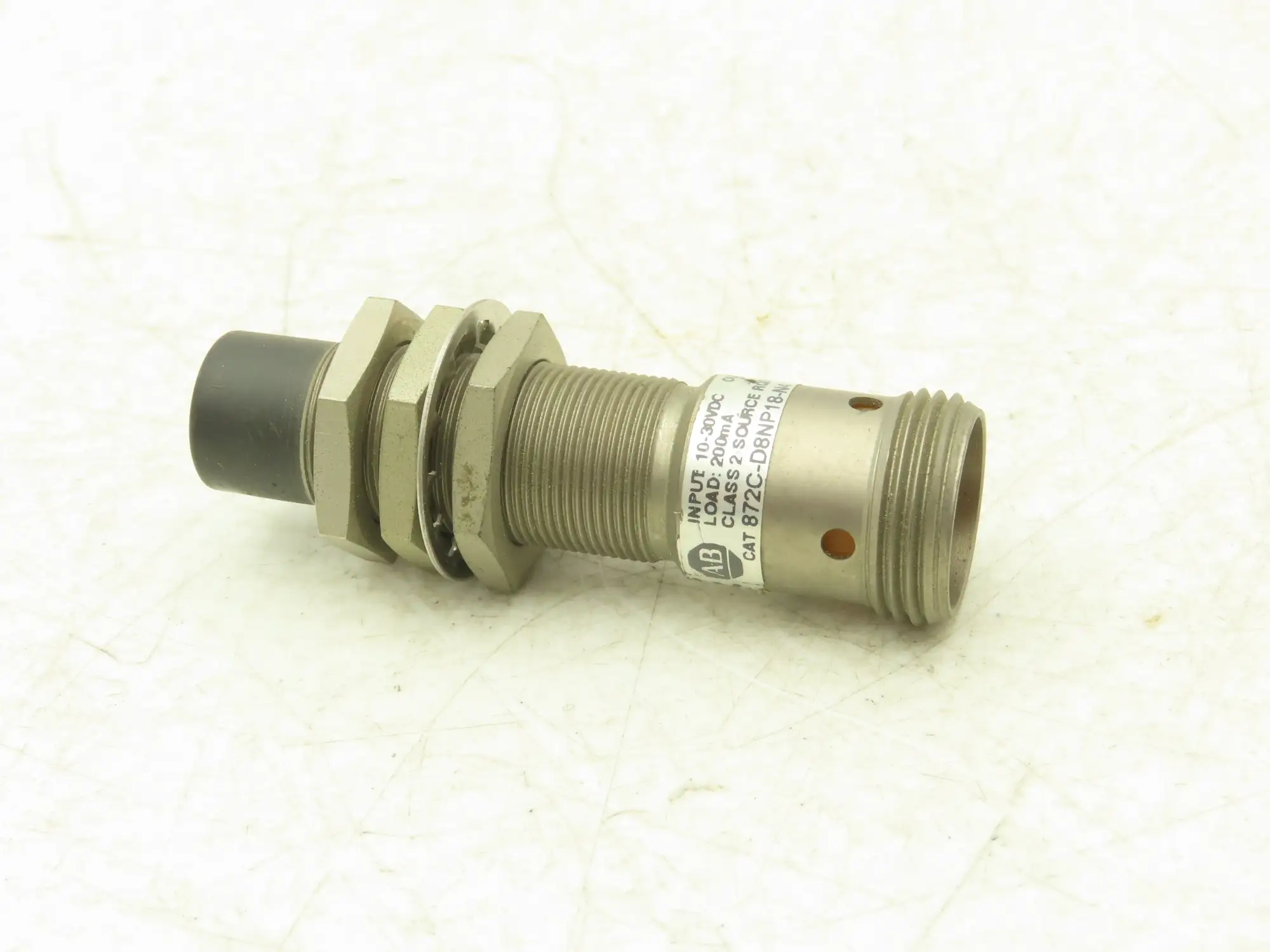 Allen Bradley 872C-D8NP18-N4 Proximity Sensor/Switch 10-30VDC Ser C 18mm Dia