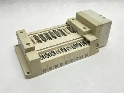 Used SMC Pneumatic Manifold Assembly 9-Station Solenoid Valves Michigan US | Maverick Industrial Sales #1398304