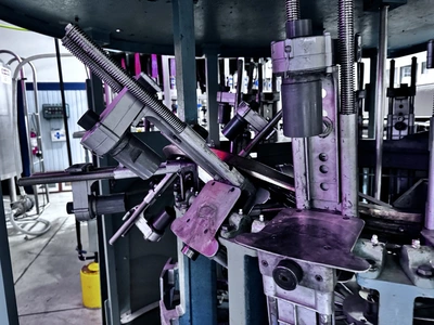 Used 1900 US BOTTLERS GV-36 Filling Machines Illinois US | Revelation Machinery #1295644