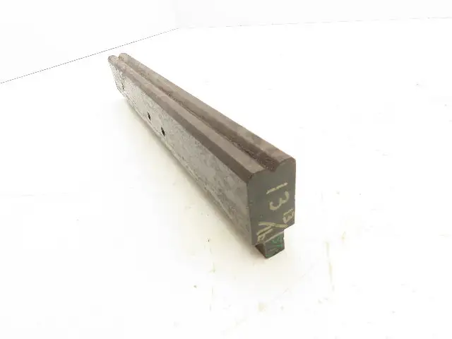 Press Brake Die 13-13/16" Long 90° V 1/2" Tang 1-13/128" W 1-3/4" H 45° Bevel