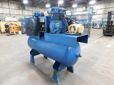 Used Quincy _UNKNOWN_ Lubricated Reciprocating Air Compressors Ohio US | Equipment Recovery Corp. #1331460