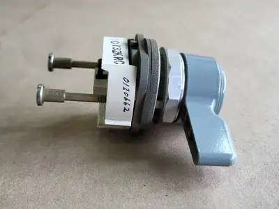 NEW ALLEN-BRADLEY 800T-JG16KR7