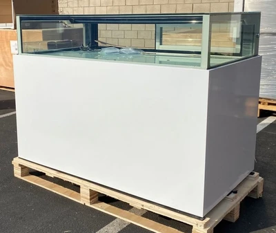 171-0263 59" Self Contained High-Top Display Case