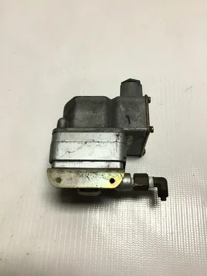 Barksdale DPDIT-A3 Pressure/Vacuum Actuated Switch