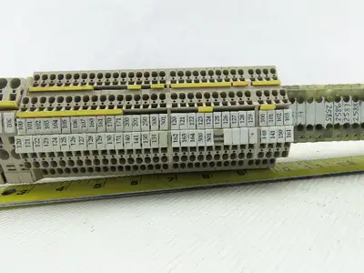 Allen Bradley 1492-HM1 Terminal Blocks Assorted DIN Rail Types Lot OF 108