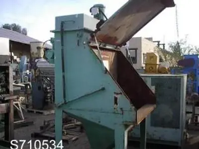 Unloader, Bag, Dump, C/st, W/dust Coll & Blower, #S710534