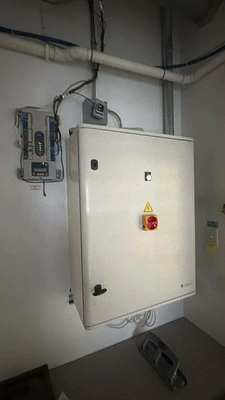 Industrial Lab Door Magnetic Lock Hinged Door Accessories | Global Machine Brokers, LLC (7)