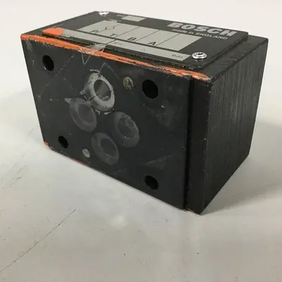 USED BOSCH 0 811 004 003