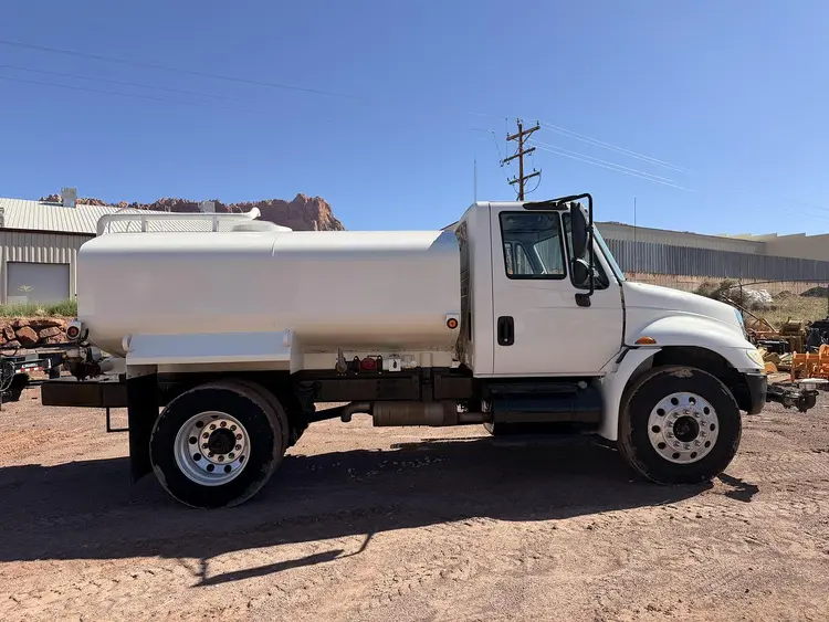 Used 2007 INTERNATIONAL 4200 Water Trucks Utah US | CSS Equipment Sales #1347533