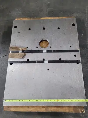TOOLING & ACCESSORIES FIXTURE PLATE 30X24X1.5IN 3.25IN HOLE 311LB