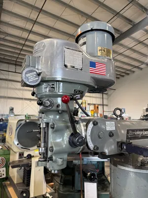 1998 BRIDGEPORT SERIES 1 Milling Machines | GMT (7)