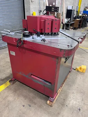 USED AMADA CSHW-220