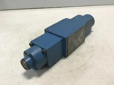 USED REXROTH 4WRA10E40-12/24N9K4/MR