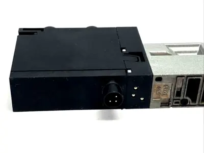 539182, VSVA-B-B52-ZD-A2-1T1L | Festo VSVA-B-B52-ZD-A2-1T1L Air Solenoid Valve 5/2 Bistable 539182 - Used