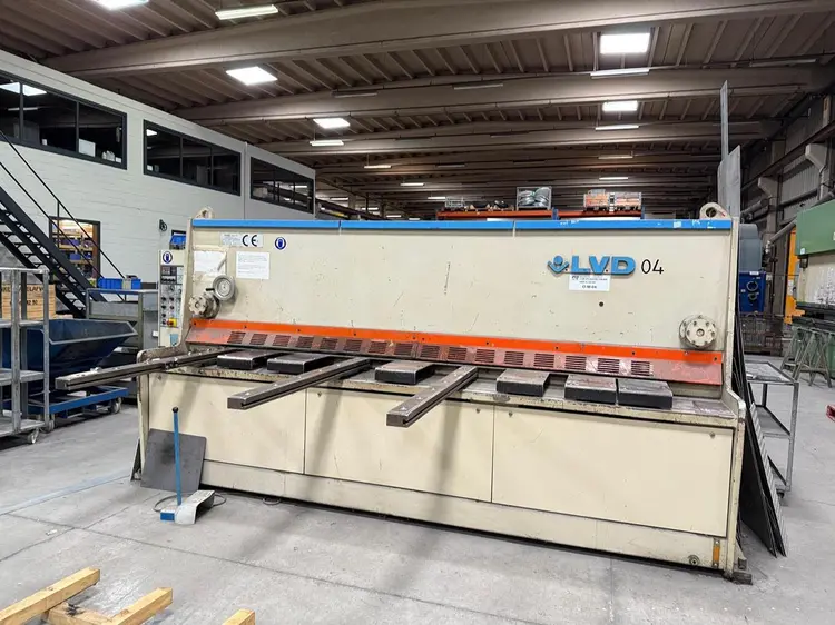 Used LVD HST-C 3100 X 10 MM Sheet Metal Shears | Apt International N.V #365069