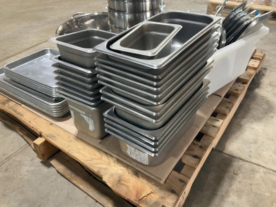 Used MIXED LOT OF STAINLESS STEEL RESTAURANT EQUIPMENT Pans Michigan US | Miedema Asset Management Group #1761559