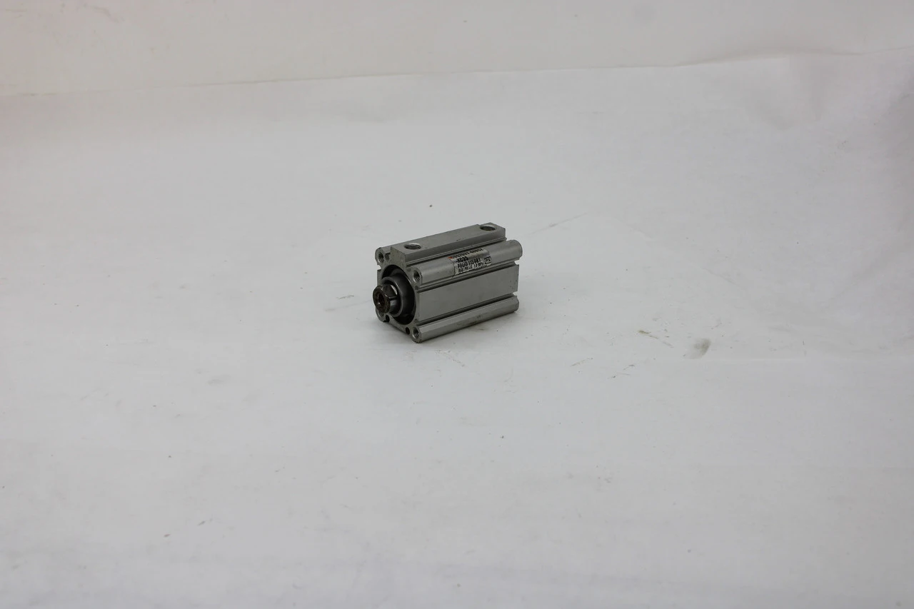 USED SMC CDQ2D32-40DCZ-XC35
