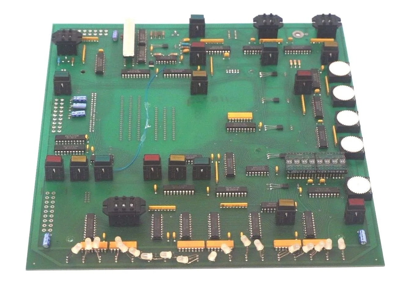 USED ELLIOT BAY INDUSTRIES CY-4 PC BOARD CY4