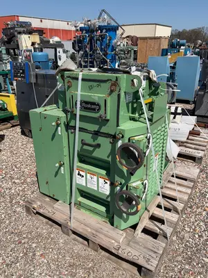 ROSKAMP DP900-18 Mill Roll Grain | Perry Equipment (2)