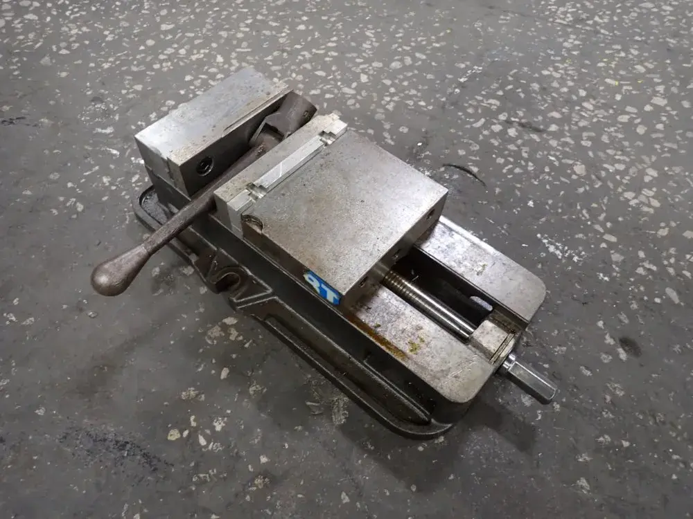 USED KURT D675
