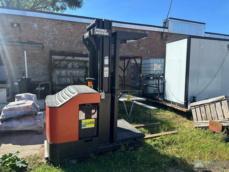 Used _UNKNOWN_ PRIME MOVER ORDER PICKER 2,000 LB ELECTRIC FORKLIFT MODEL OPX30 TYPE E, S/N OPX3034329002, SOLID Order Pickers Illinois US | Heath Industrial Auction Services #1549851