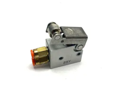 Used Camozzi Mechanically Operated Mini Valve 3/2-Way Lever/Roller Action Pump & Valve Parts Michigan US | Maverick Industrial Sales #1397615