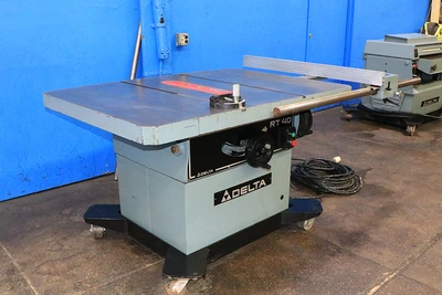 USED 1993 Delta TABLE SAW