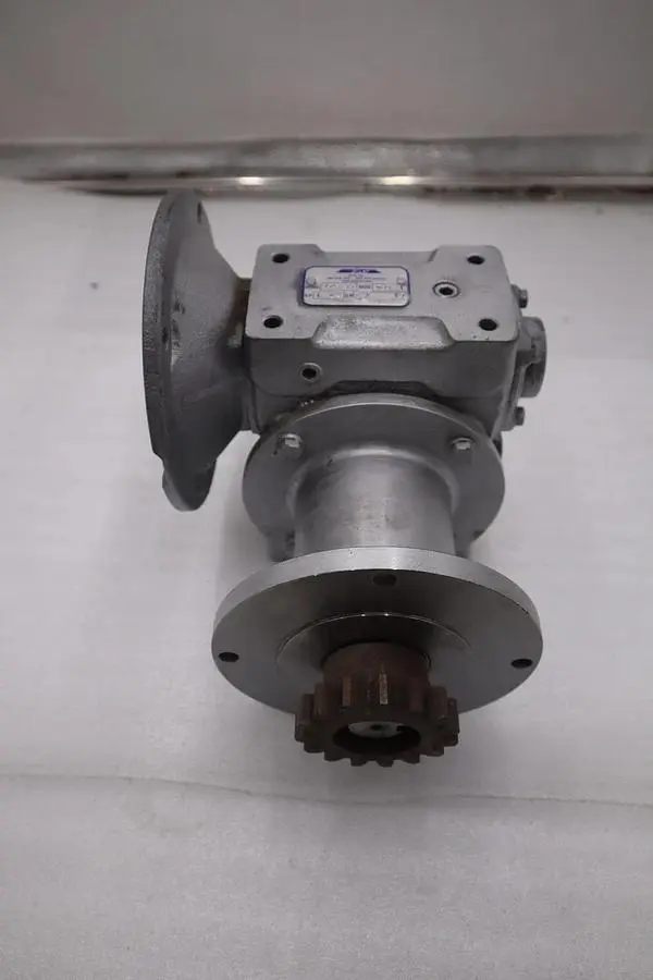 NEW IPTS IC60 GEAR REDUCER RATIO 25:1 - STOCK 5736CC