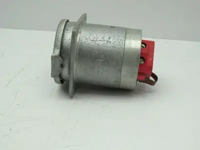 Crouse Hinds Arktite AR-6642 M-54 Plug-In Female Receptacle 3-Wire 4-Pole 60A
