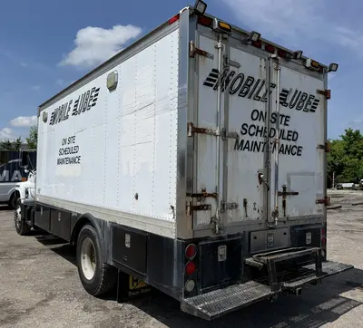 Used 2002 CHEVROLET C7500 Fuel & Lube Trucks Kentucky US | Proxy Equipment #1425954