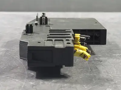USED SIEMENS 6ES7 132-4HB01-0AB0
