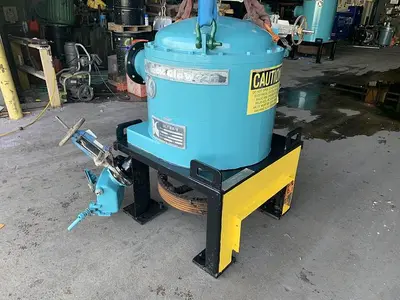 USED BLACK CLAWSON UV100
