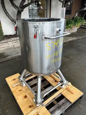 Tank, 33 Gallon (125-Liter), Precision Stainless, 316L Stainless Steel, Jacketed #S745107