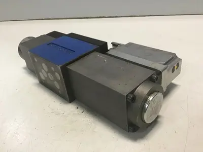 USED REXROTH 4WRPE10R5100SJ20/G24K0/A1M904