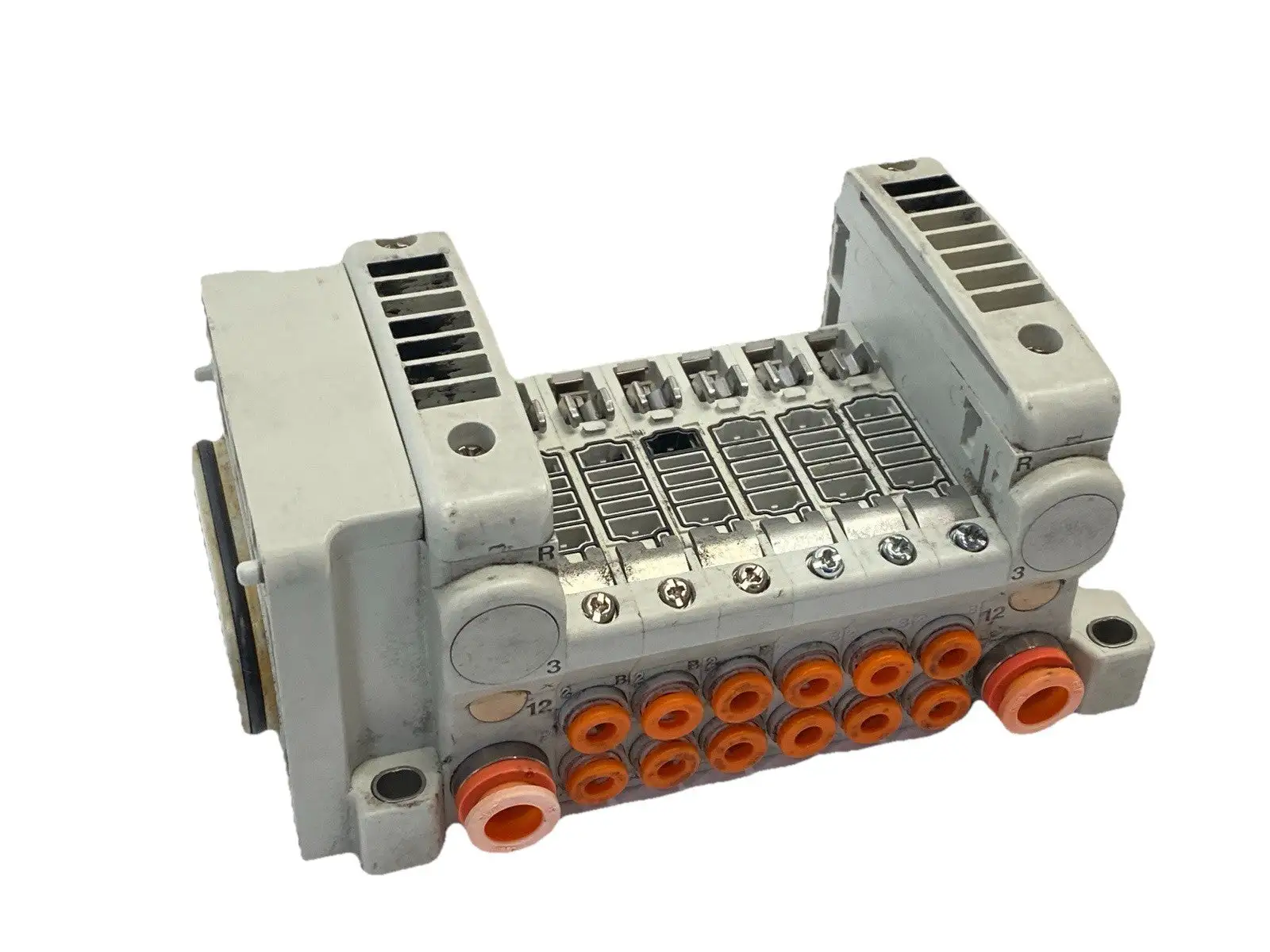 VV5QC11-06N3FD0-S | SMC  Base Mounted Manifold Plug-In - For parts or not working