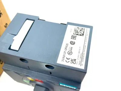 USED SIEMENS DOOR-MOUNTED ROTARY EMERGENCY OFF OPERATOR