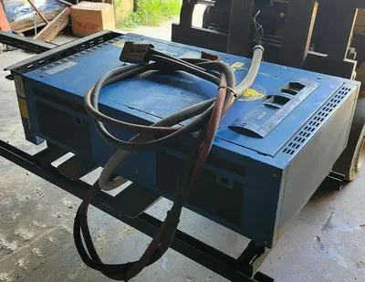 USED 2011 BENNING CR18HF3-300