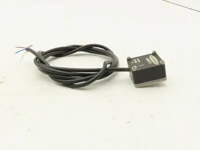 Banner QM30VT1 Industrial Vibration Temperature Sensor Magnetic Mount 48" Cord