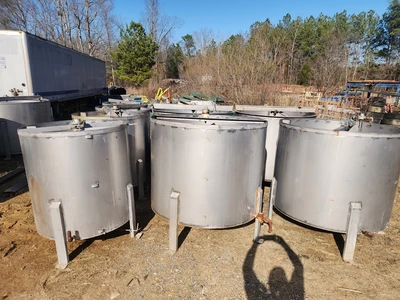 USED Stainless 400 Gallon