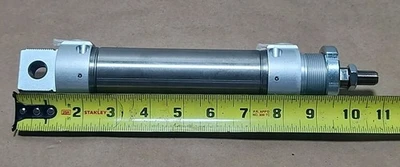 NEW Festo 196034