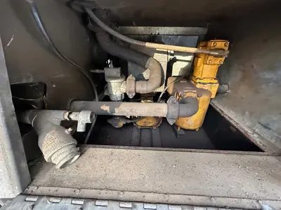 Used 2000 INTERNATIONAL 4900 DT466E Fuel & Lube Trucks Pennsylvania US | Proxy Equipment #1385352