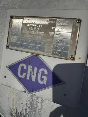 USED 1996 CNG NATIONAL BOARD