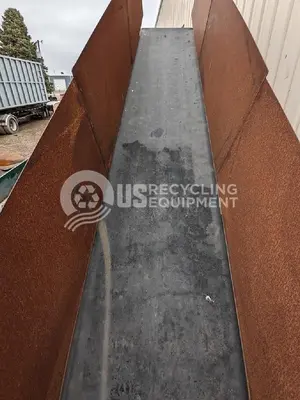 Unknown Manufacturer: Used 28" x 20' Infeed Conveyor