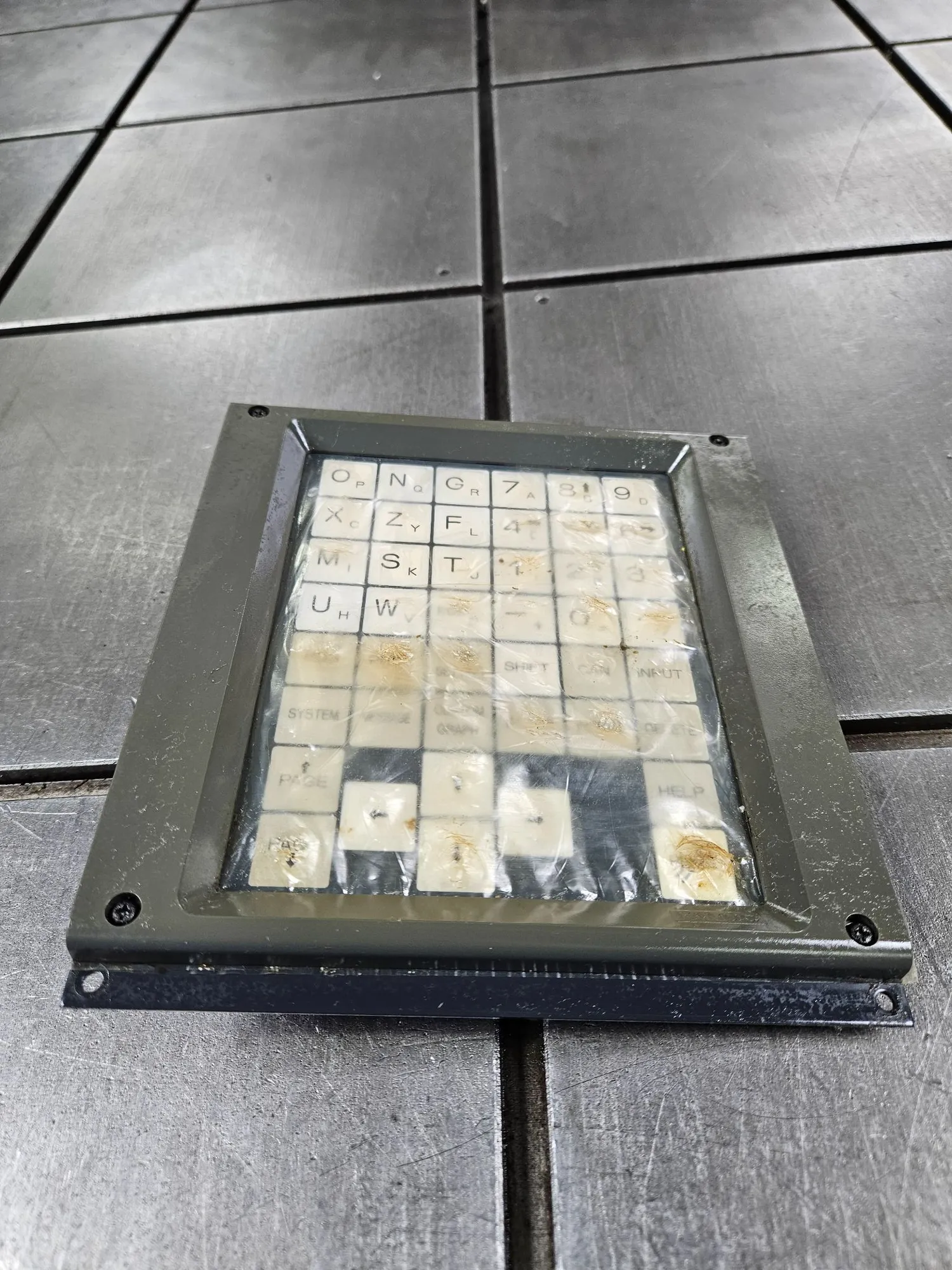 Etagère murale métallique années 70