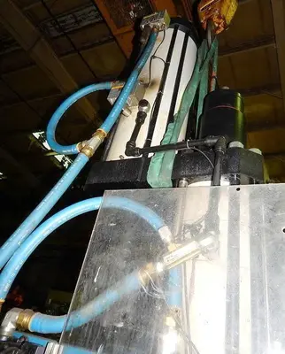 120 Ton FARGER & JOOSTEN MULTIPOWER Air/Oil Press