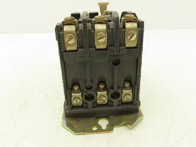 Allen Bradley 509-BOD Motor Starter 575V 3Ph 10Hp Overload Relay 120V Coil