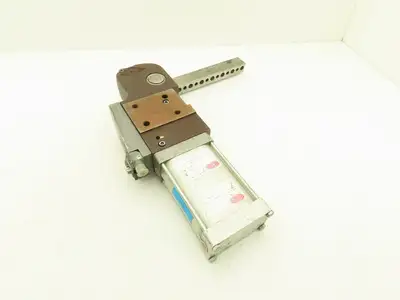 Destaco 82G6N-631E403-02390A Pneumatic Power Clamp 7/8" Square Drive 10" Arm